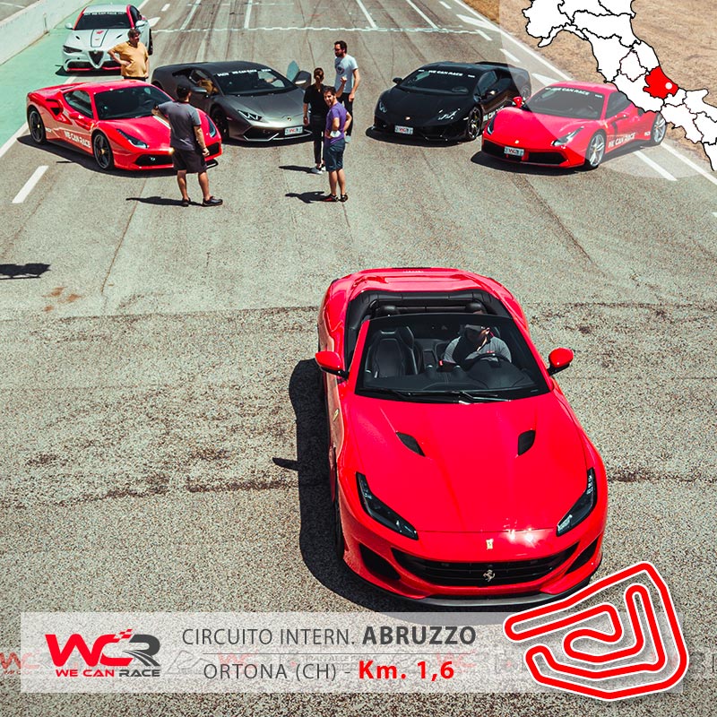 Foto della Ferrari Portofino a Ortona al circuito internazionale d'Abruzzo mentre in partenza con altre auto